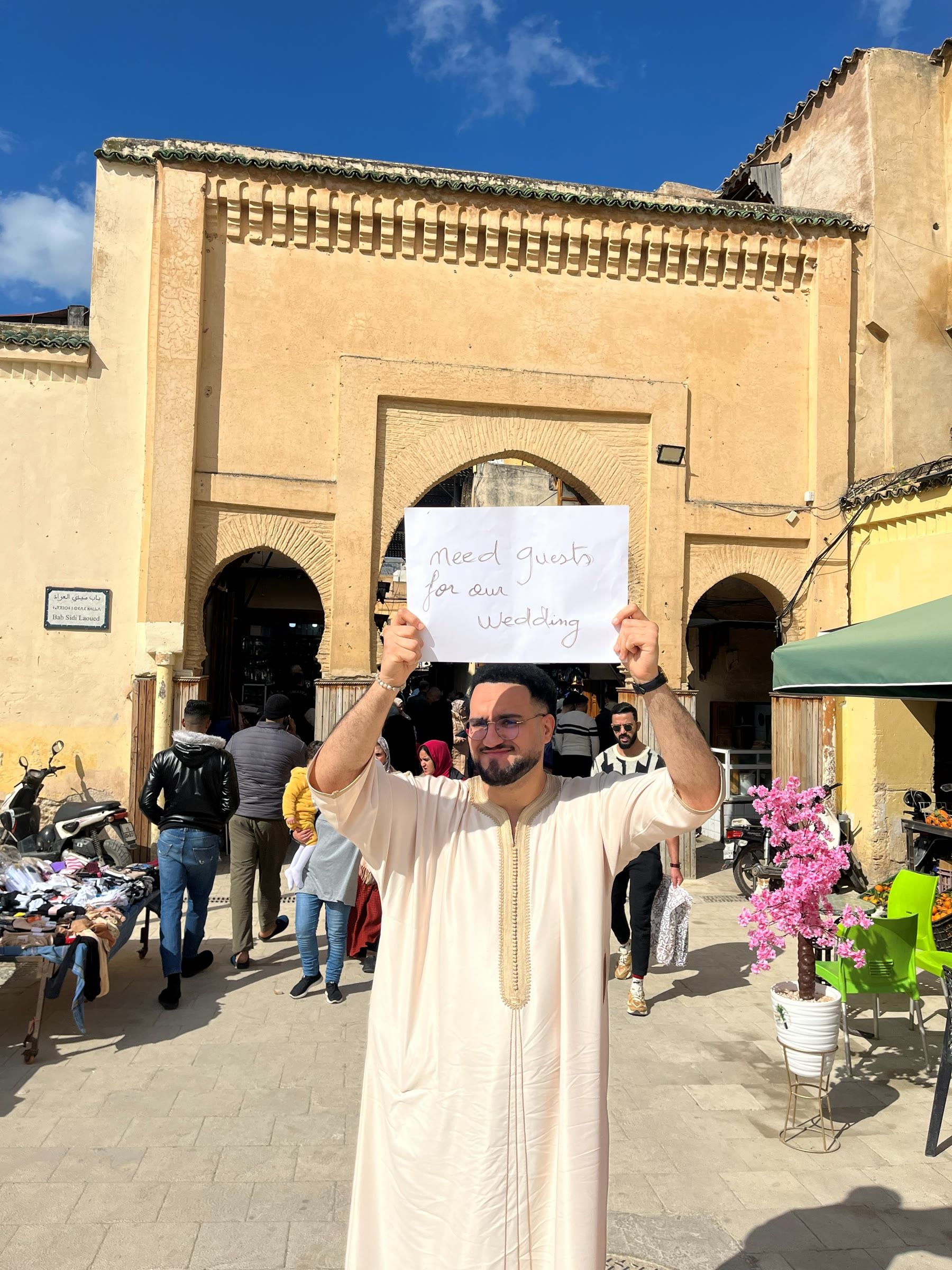 La campagne de rue de DayfLove dans la médina de Fès